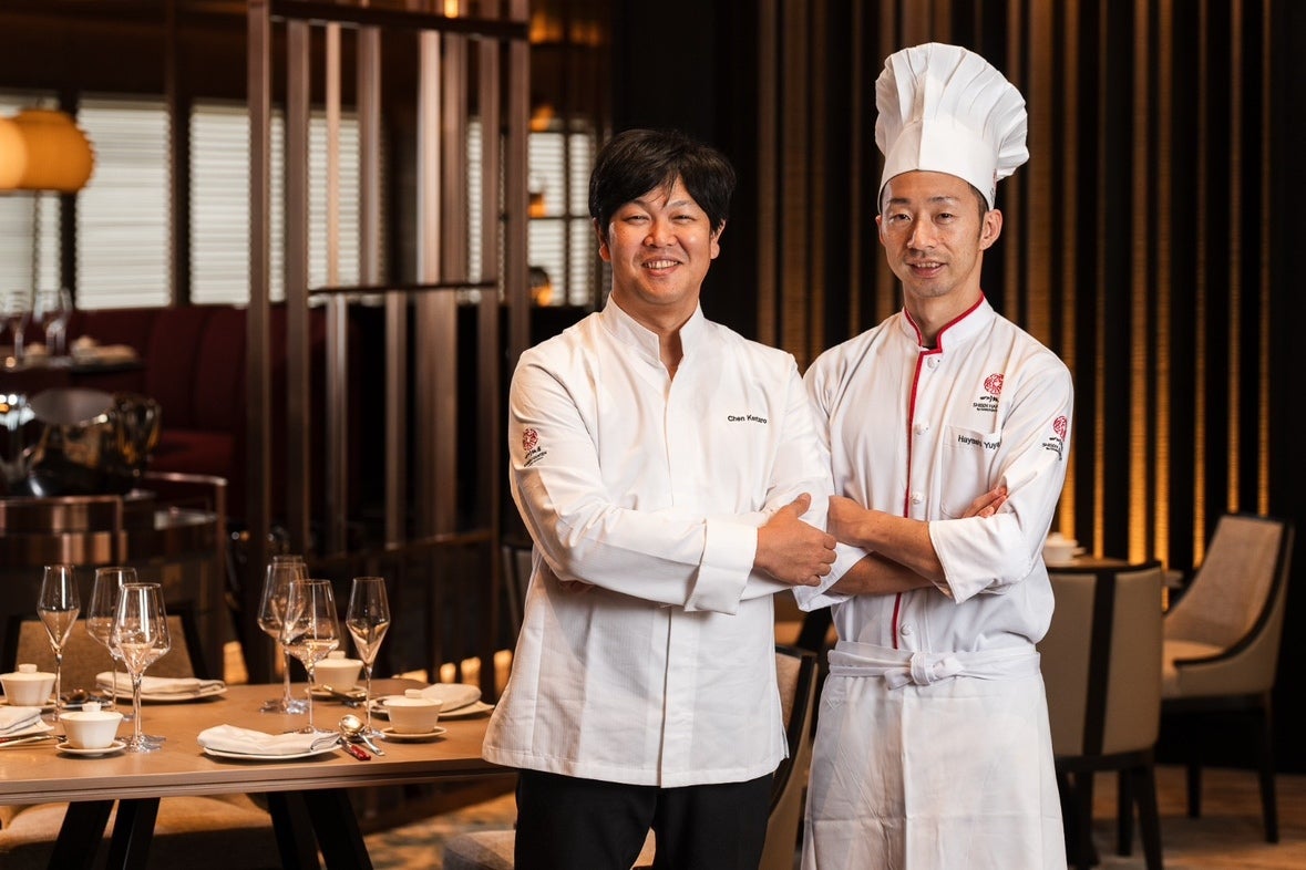 四川飯店の信念「菜心是愛」は日本語で「料理は愛情」思う心が人を育てます。