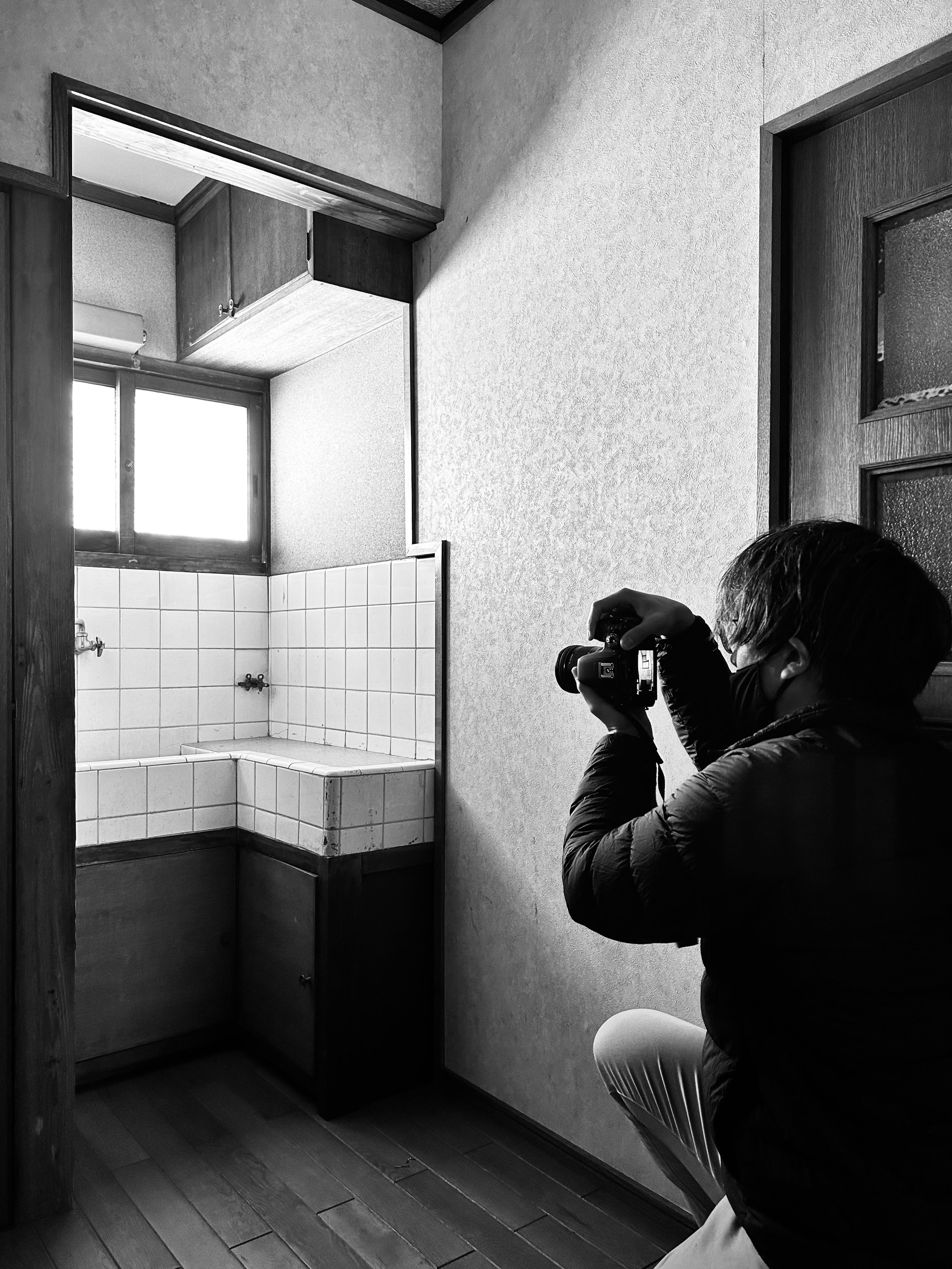 故人の想いに寄り添う遺品整理。家族との思い出を写真で残す「遺言