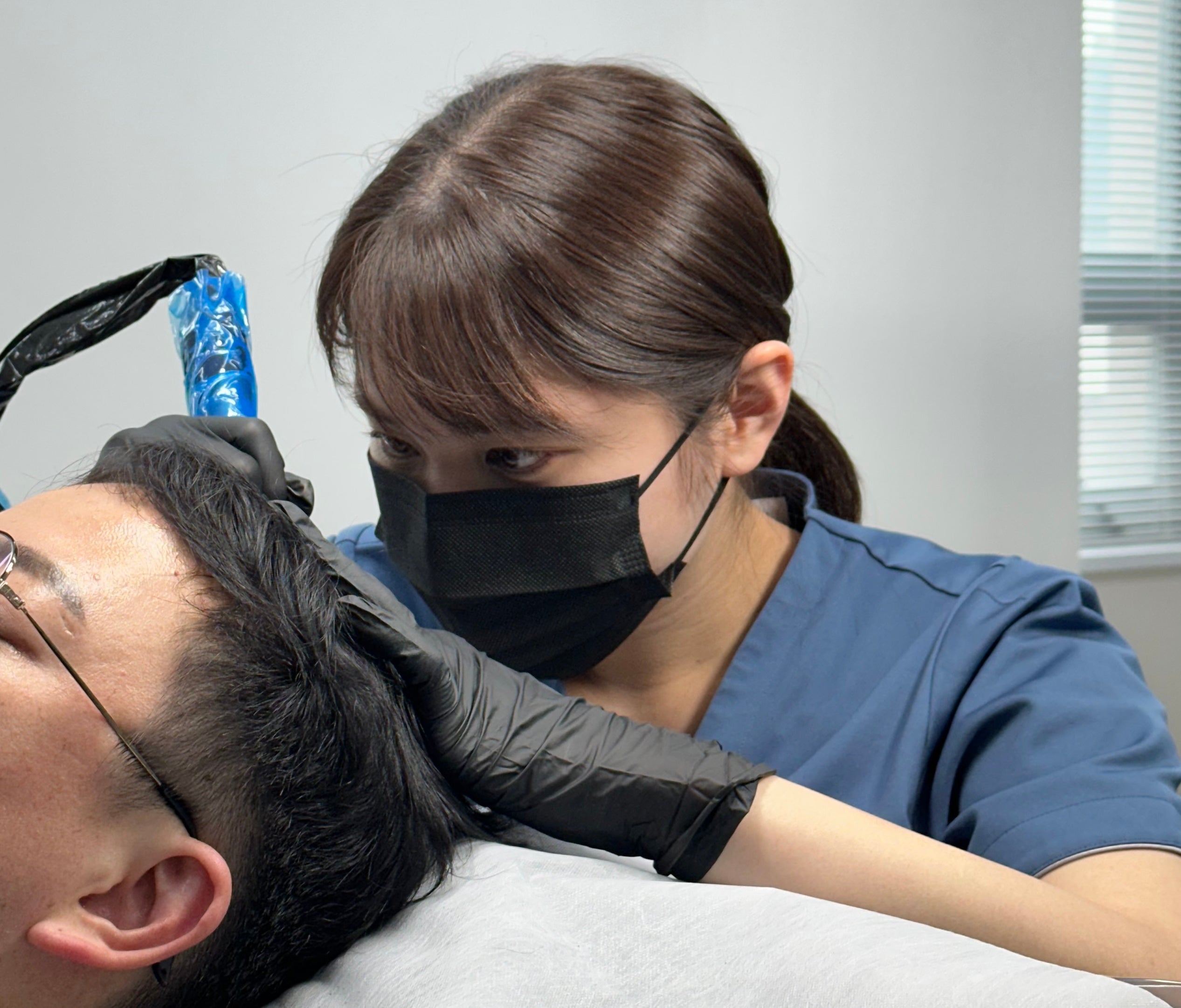 「毎朝、鏡を見るのが怖くなくなった」薄毛に悩む人に寄り添う、頭皮アートメイク専門看護師・吉田れいの想い