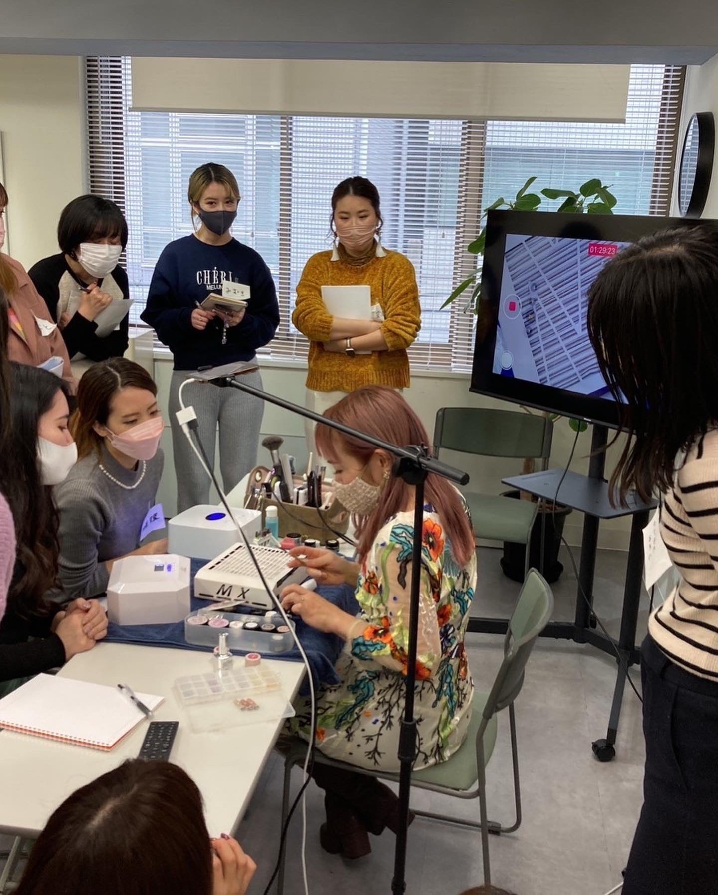 ネイリストが5年以内に9割以上廃業する現状の打破へ！ネイル業界の改革