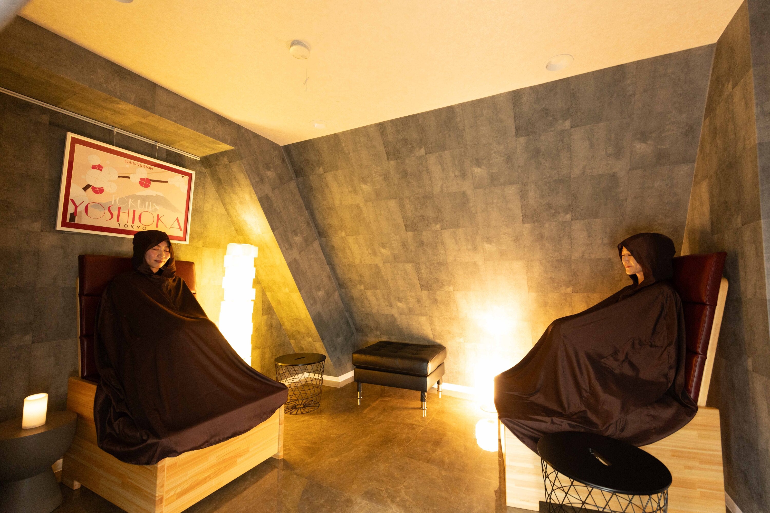 YOGGI AZABU10 食べられるよもぎ蒸しは心身の健美（wellness