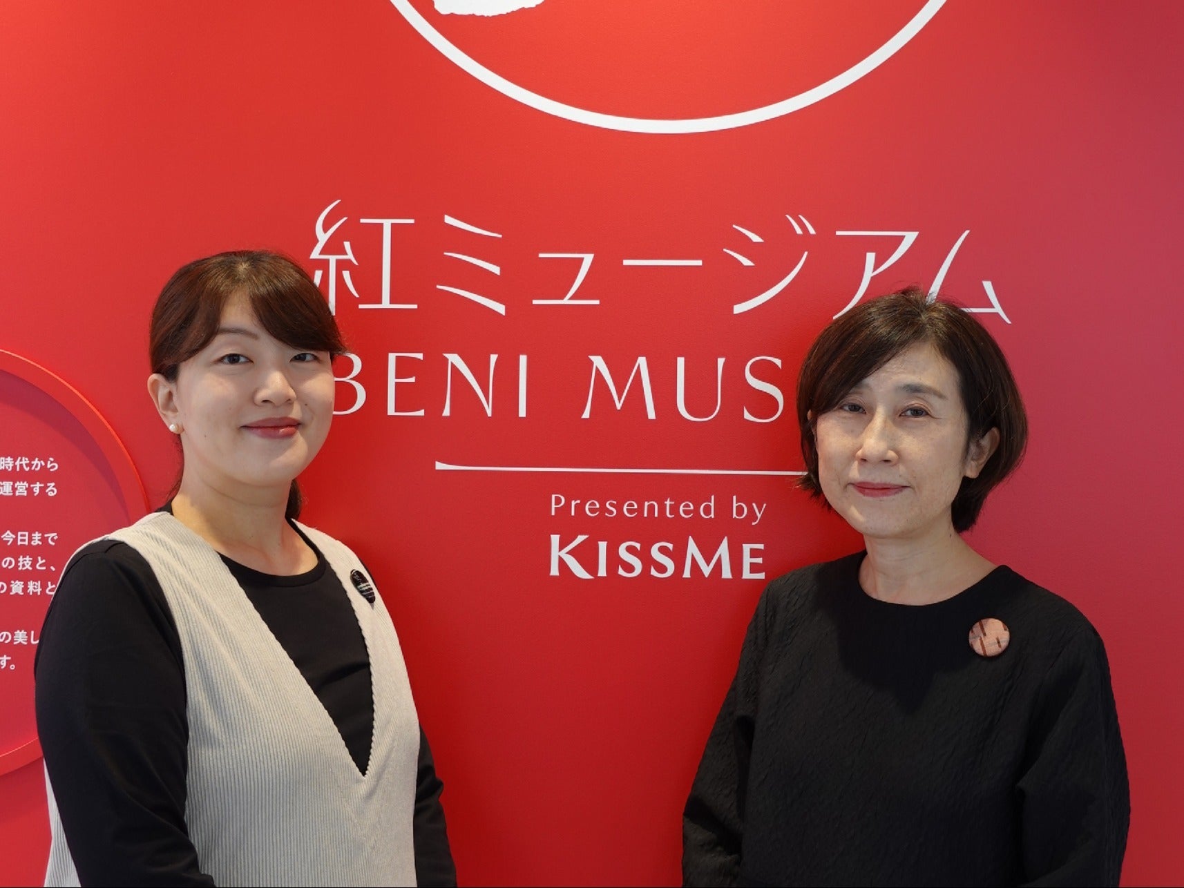 【プロジェクトの裏側】「伊勢半200年の軌跡」と「あの頃の記憶」が交差する場所—— 紅ミュージアム「愛せよコスメ！リターンズ」