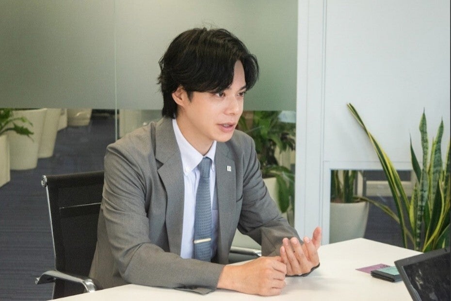 営業トップから人事・広報へ。挑戦を続けるDYM 10年目社員のキャリアとやりがい