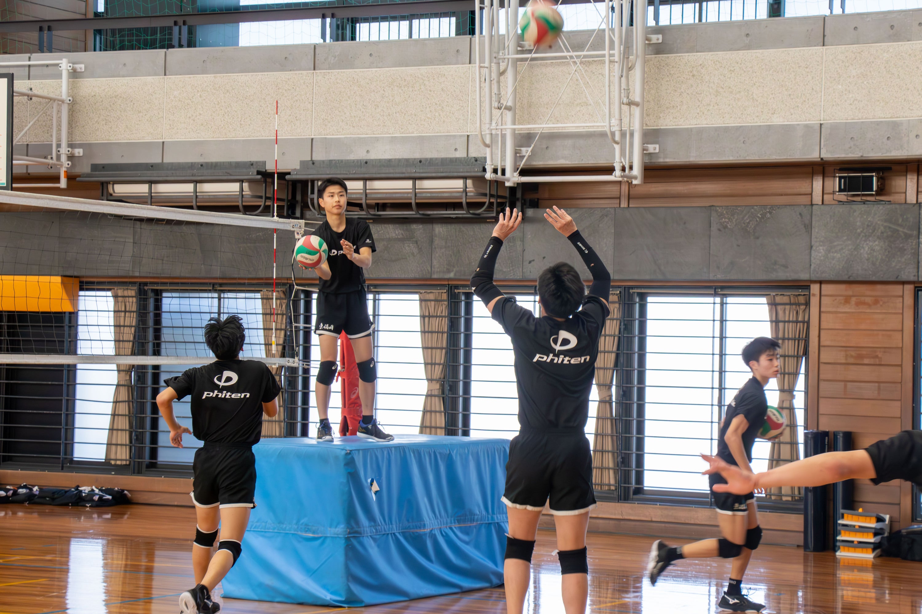 東福岡高校 バレーボール部 練習着