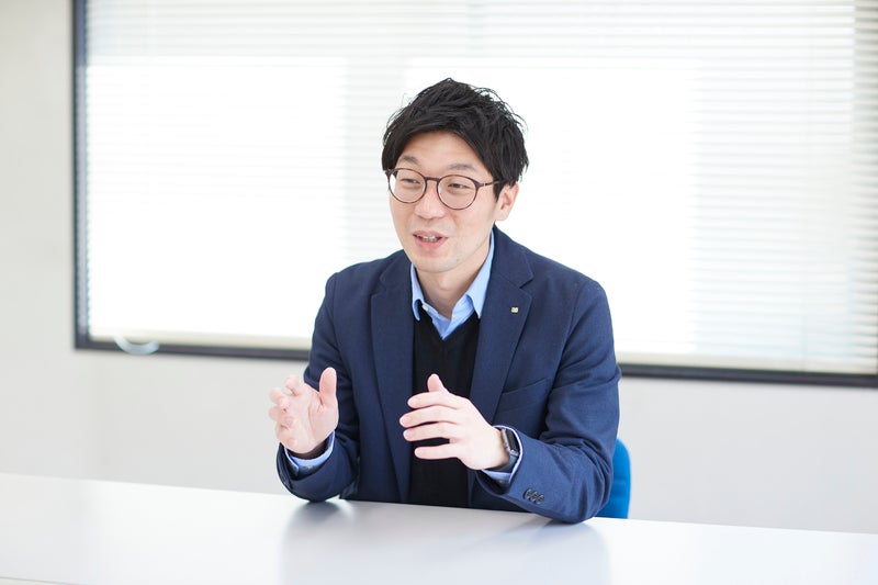 人気インフルエンサー田久保夏鈴さん×ジュエリーブランド「h