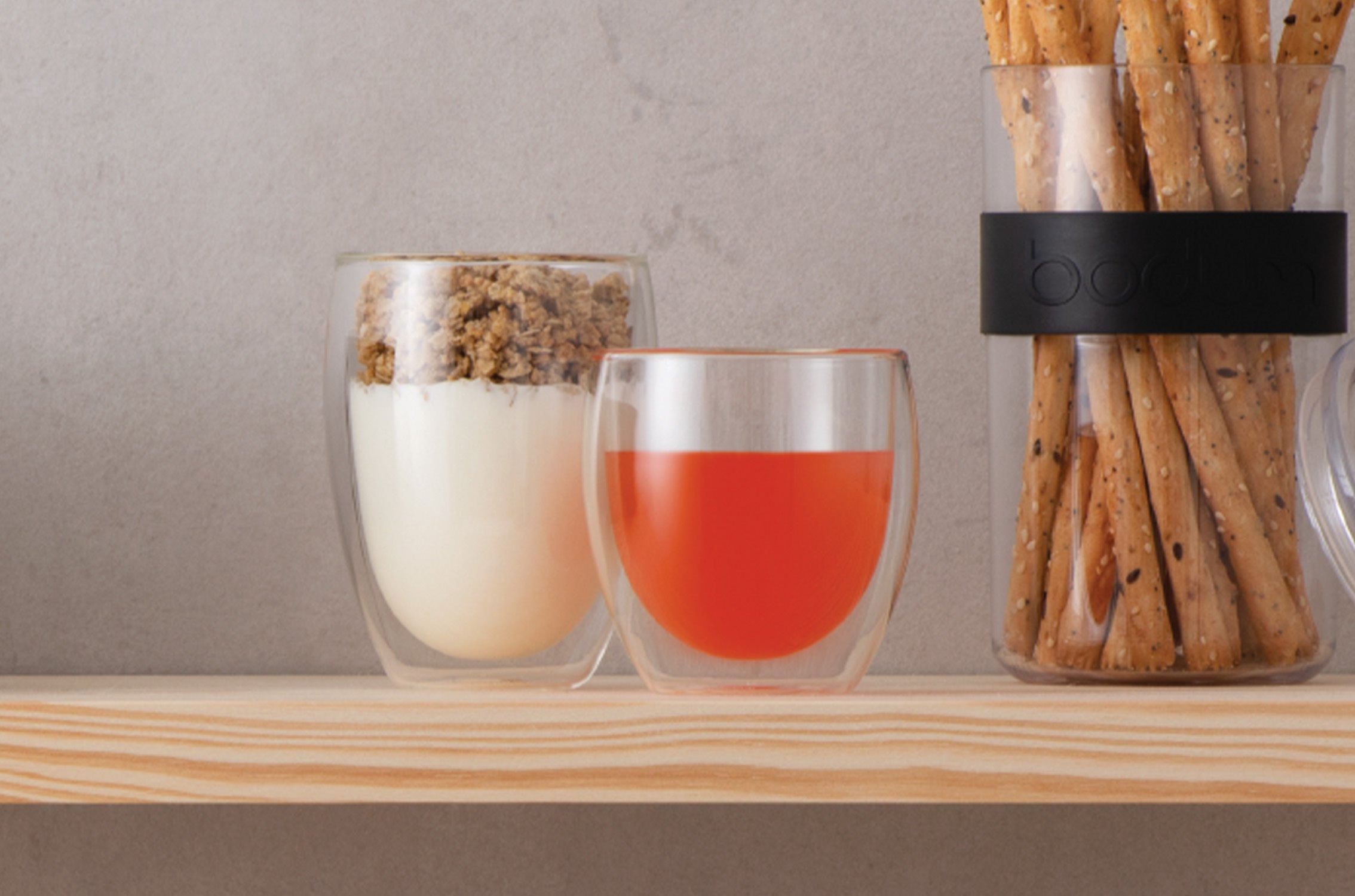 キッチンインテリアと機能を兼ねた逸品★ダブルグラス方式で、コーヒー末が静電気でボディ内部に飛散するのを防ぎます。　ボダム　ビストロバリ・コーヒーグライ キッチンインテリアと機能を兼ねた逸品☆ダブルグラス方式で、コーヒー末が