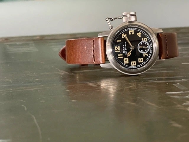 中国人民解放軍腕時計ピンズセット 中国人民解放軍腕時計ピンズセット - メルカリ