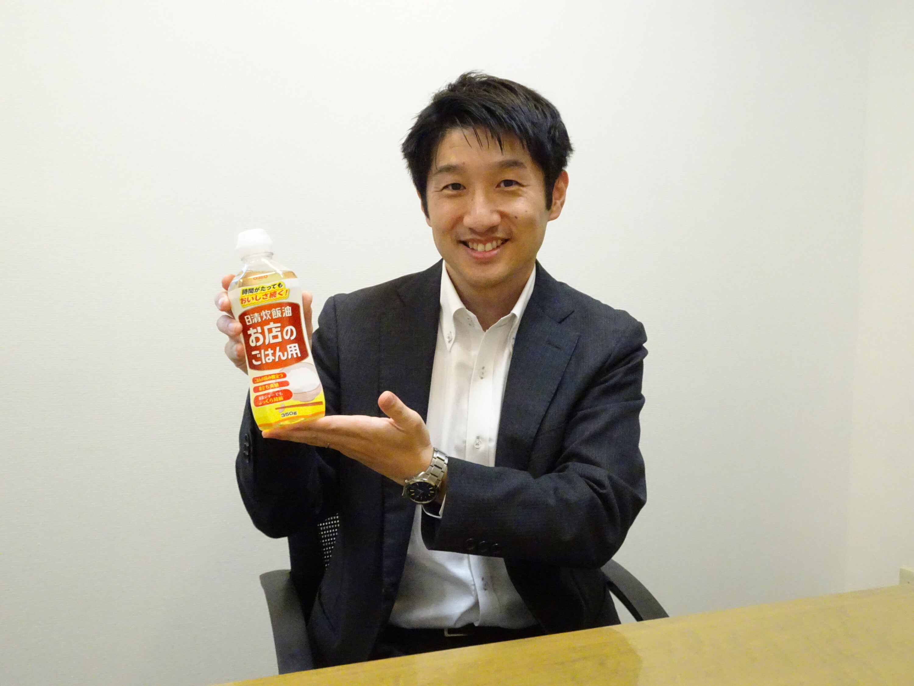 油でご飯の課題を解決。プロの調理現場を支える「日清炊飯油お店のごはん用」開発の裏側　